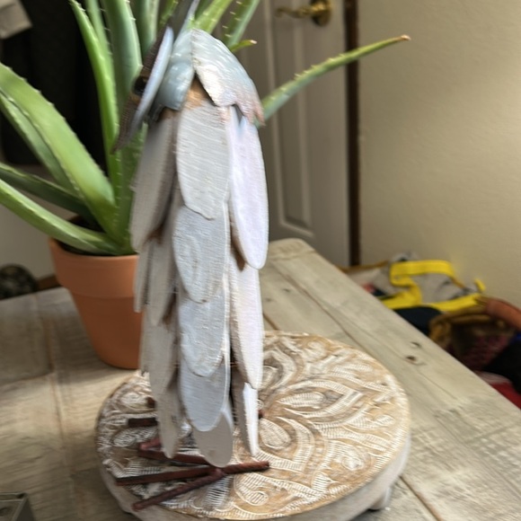 UNIQUE DRIFTWOOD GALVANIZED MEDAL, AMBER EYE  OWL, HOME DECOR - Picture 5 of 8